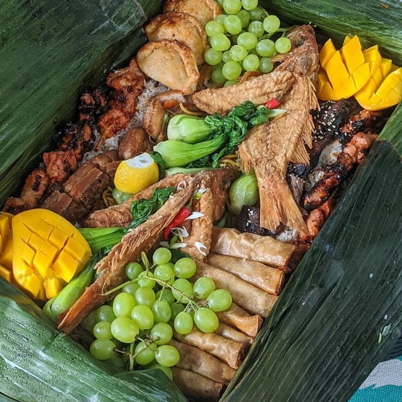 Islas Filipino BBQ