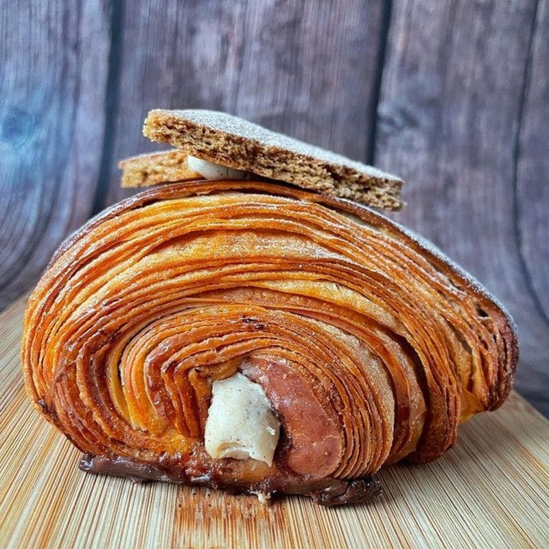 Cinnamon Bun Croissant from Hadrien Verrier