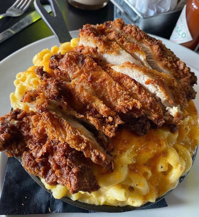 Mac and Cheese with Fried Chicken