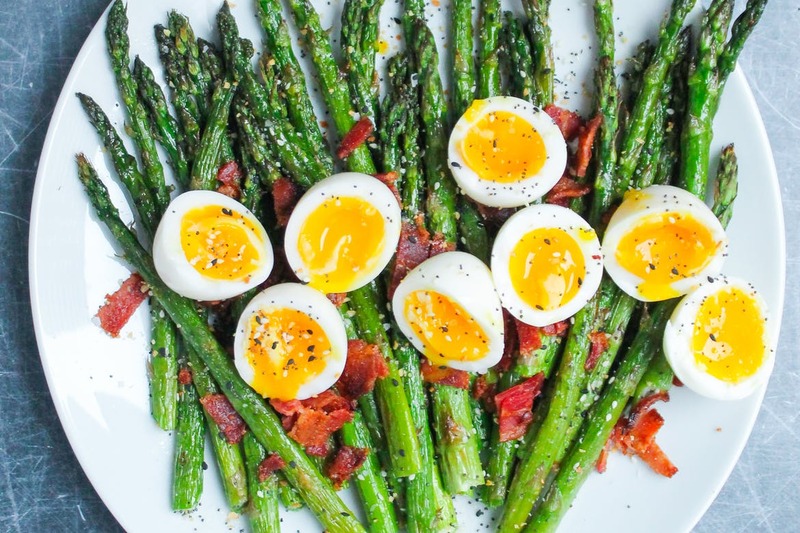 Everything Spice Roasted Asparagus With Bacon and Eggs