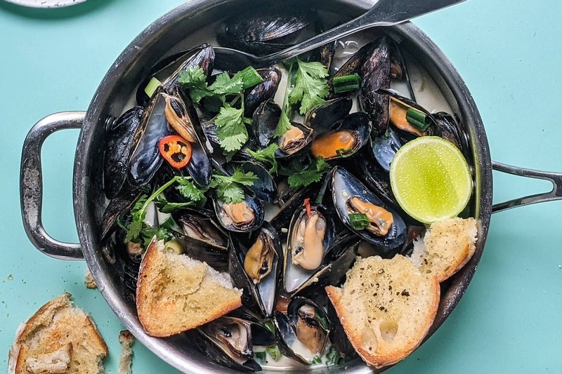 Spicy Coconut Lemongrass Mussels